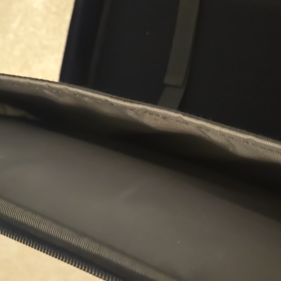 Vintage Black Kensington Laptop Bag with Apple Logo - Picture 12 of 14